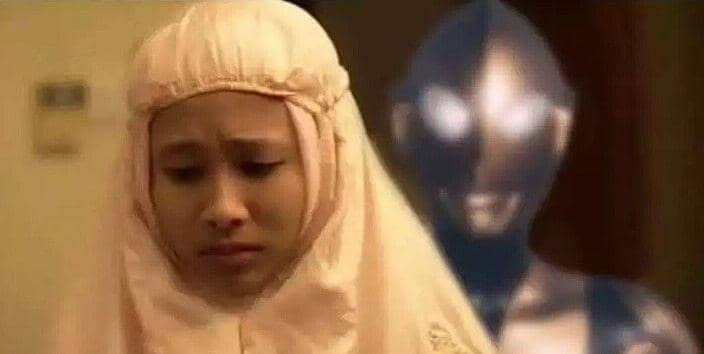 foto editan cuplikan film horor (twitter.com/croixsanct)