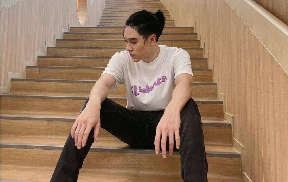 gaya rambut kuncir pria ala Nani Hirunkit (instagram.com/hirunkit_)