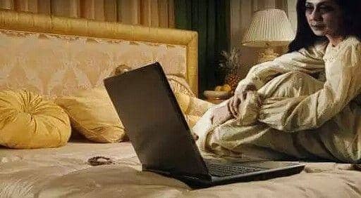 foto editan cuplikan film horor (twitter.com/robbyirawan)