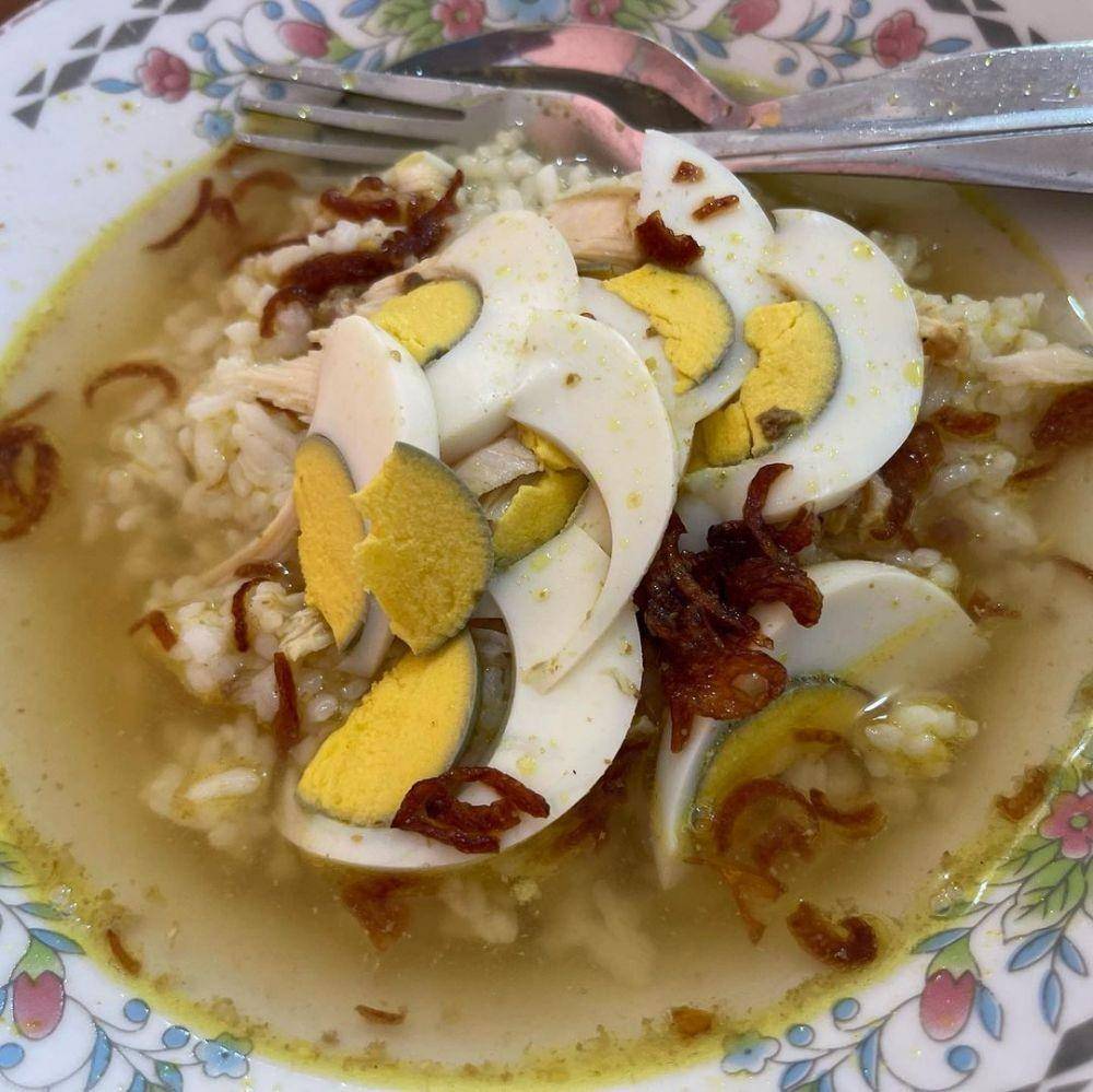 Soto ayam bening (instagram.com/ayusaulina)