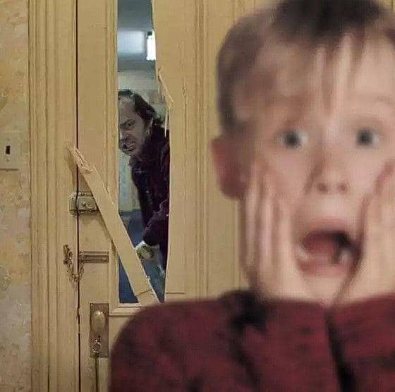 foto editan cuplikan film horor (instagram.com/pixelfaker)