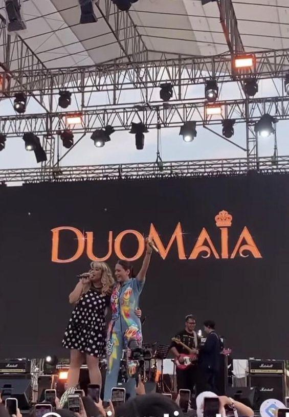 Lama Tak Bertemu, 10 Momen Reuni Duo Maia dan Pinkan Mambo di Panggung
