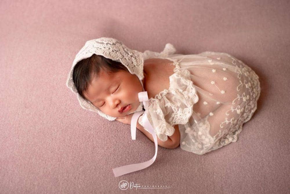 pemotretan newborn baby Mika (Instagram.com/yorafebrina)