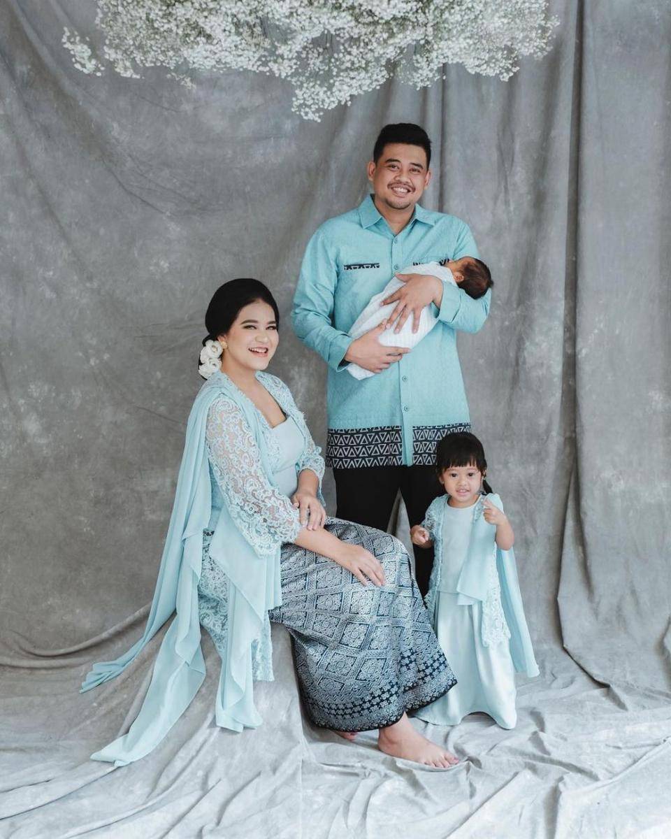 Ide Foto Keluarga ala Kahiyang Ayu dan Bobby Nasution (@garyevan via instagram.com/ayanggkahiyang)