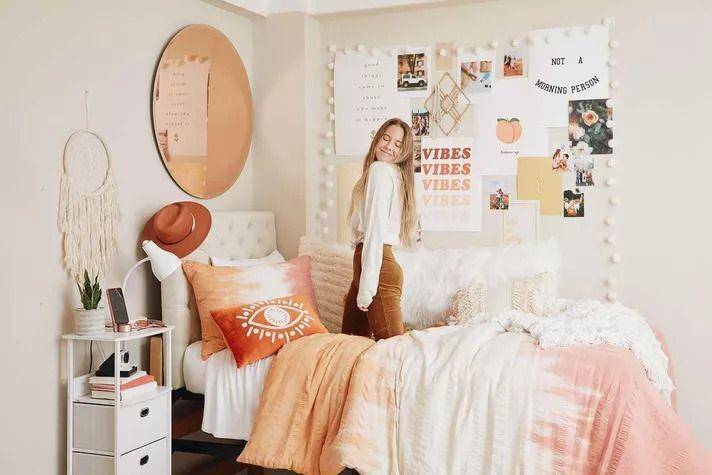 inspirasi kamar asrama (mydomaine.com)