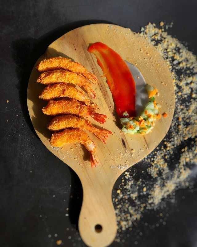 udang tempura (instagram.com/haltefoodbakery)
