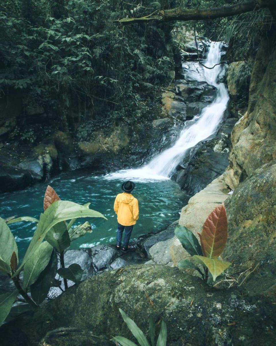 10 Potret Curug Panjang Bogor, Wisata Air yang Menyegarkan
