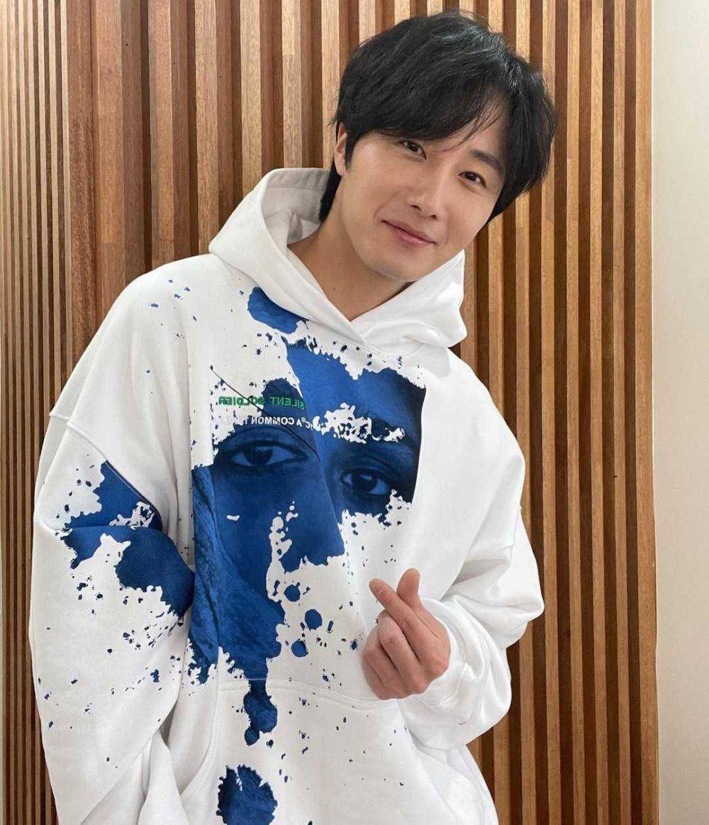Jung Il Woo (instagram.com/jilwww)