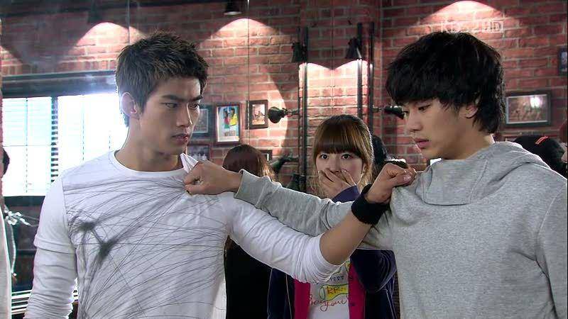 potret Taecyeon dalam KDrama Dream High (dok. KBS/Dream High)