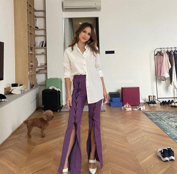 Ootd ala Pevita Pearce (instagram.com/pevpearce)