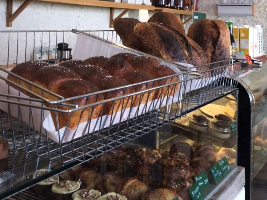 5 Rekomendasi Croissant di Bali, Rasanya Otentik!