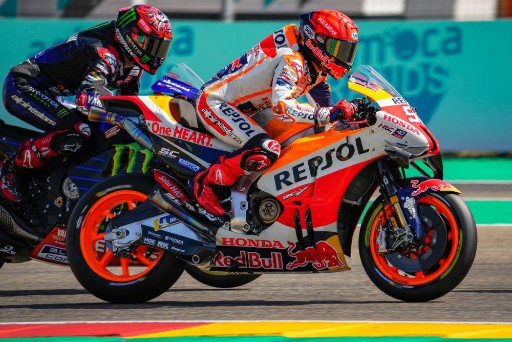 Marc Marquez dan Fabio Quartararo balapan pada balapan GP Aragon 2022. (motogp.com)