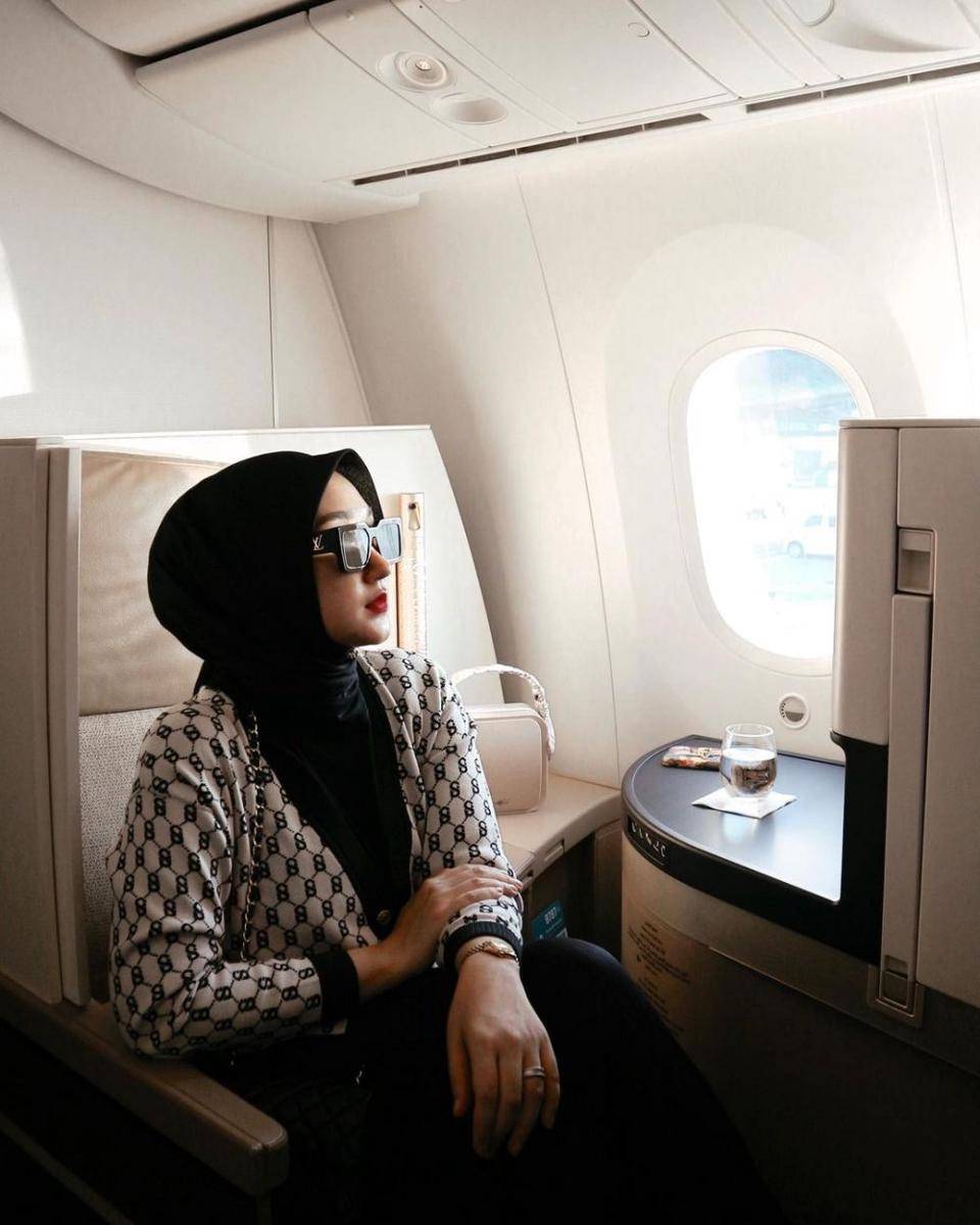Dian Pelangi (instagram.com/dianpelangi)
