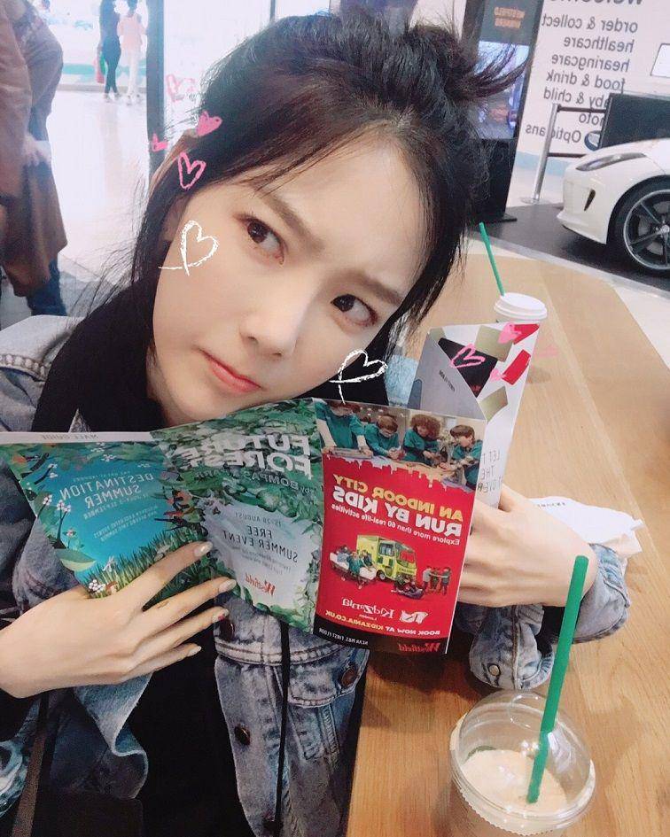 Rutinitas sebelum pakai make up (Instagram.com/taeyeon_ss)