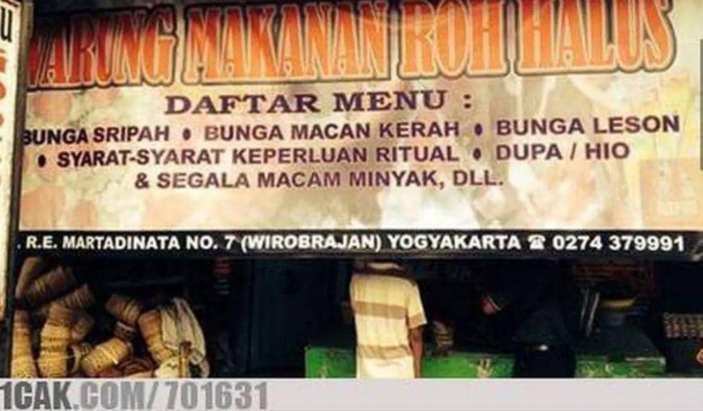 nama warung bertema hantu (1cak.com)