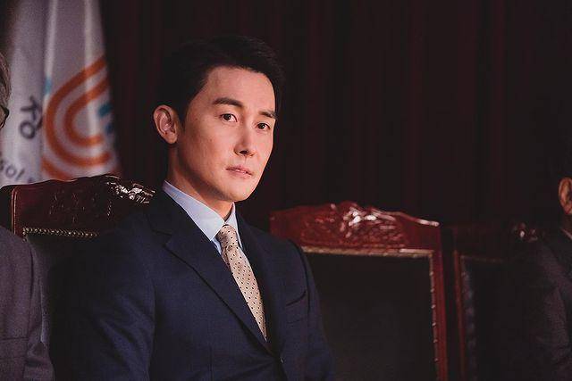 Kim Jun Han di KDrama Anna (instagram.com/junhan__kim)