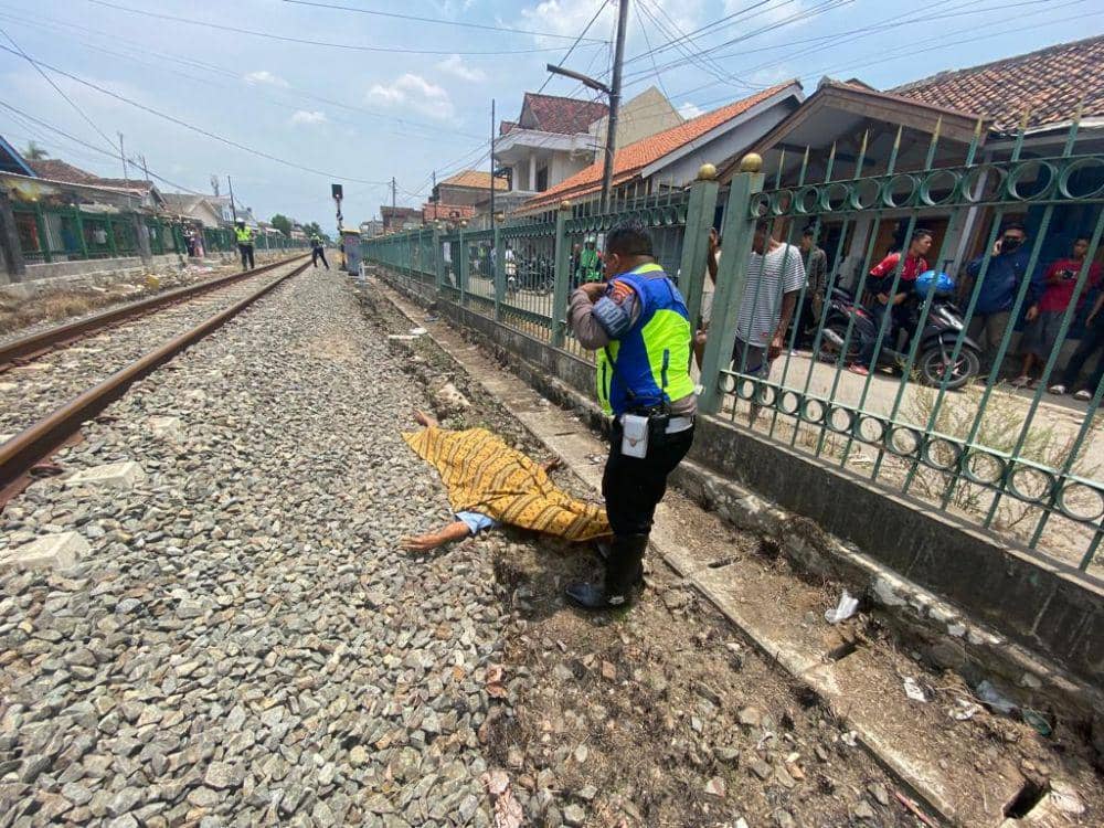 Tukang Bakso Keliling di Kota Serang Tewas Tertabrak Kereta Api
