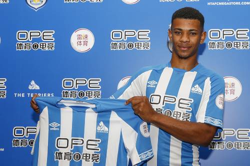 Juninho Bacuna (premierleague.com)