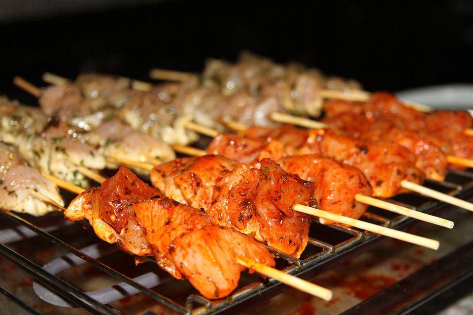 ilustrasi sate kulit ayam (pixabay.com/Mouhcine Bahassa)
