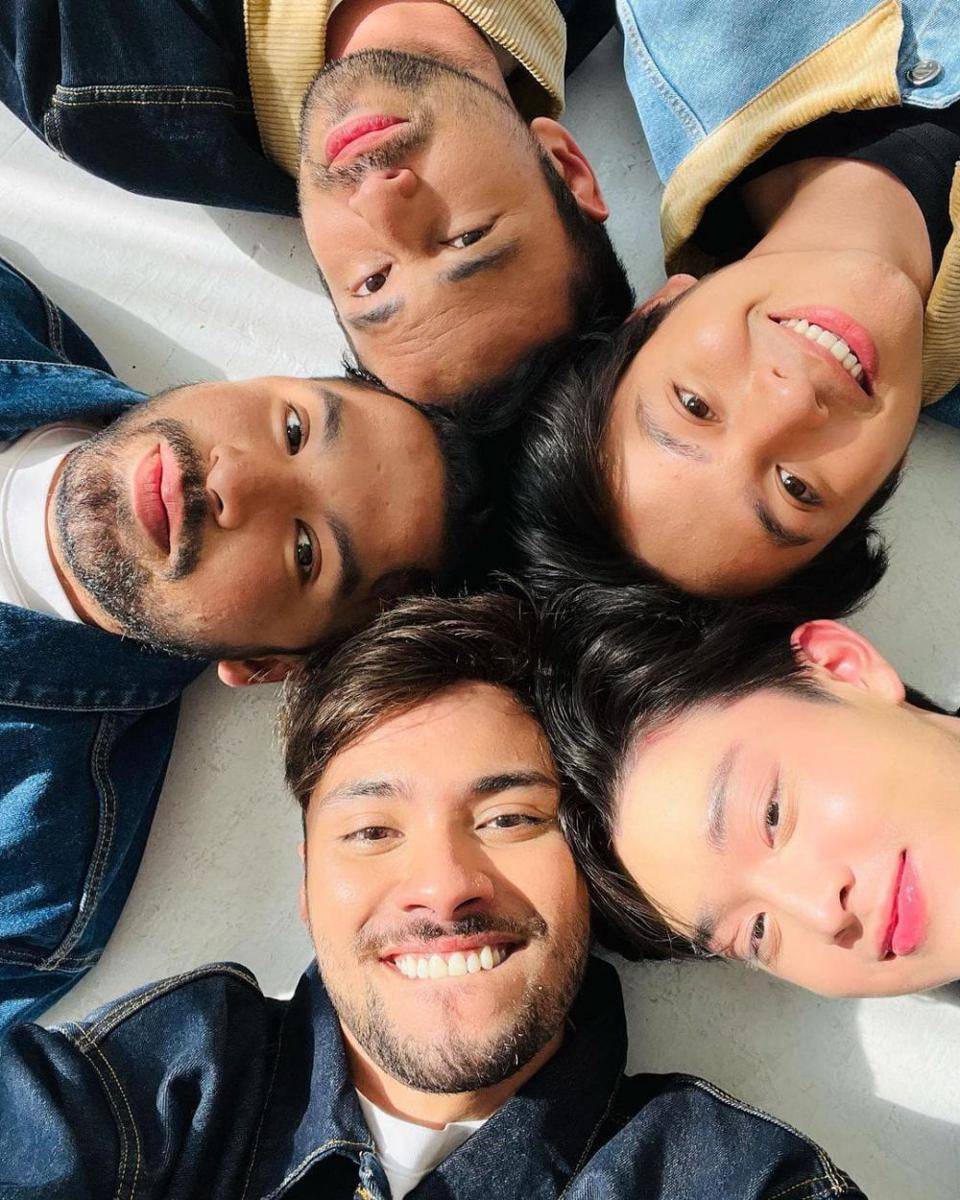 potret artis tanah air (instagram.com/raffinagita1717)