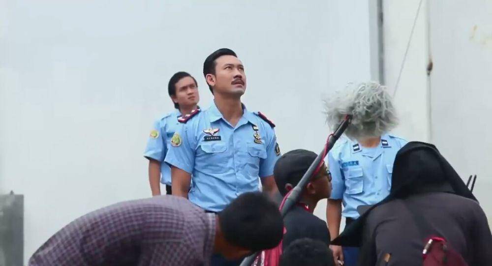 Denny Sumargo berseragam sipir (dok. youtube.com/Falcon)