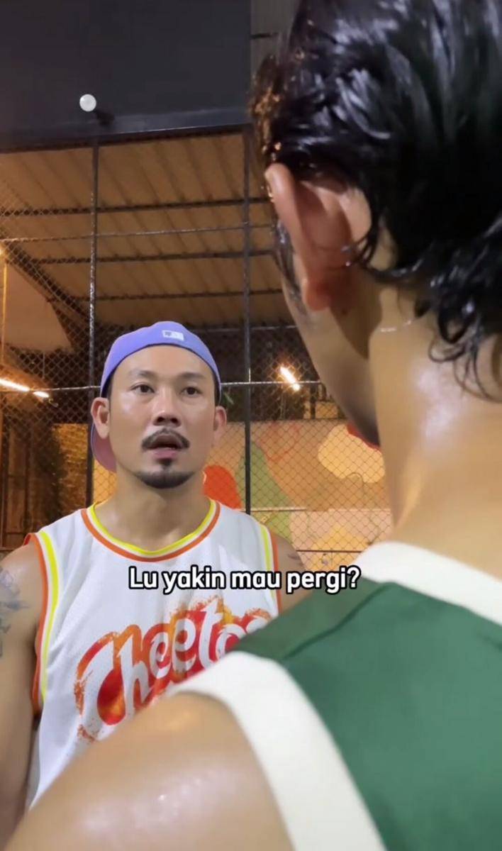 Arya Saloka dan Denny Sumargo bertanding basket (instagram.com/sumargodenny)
