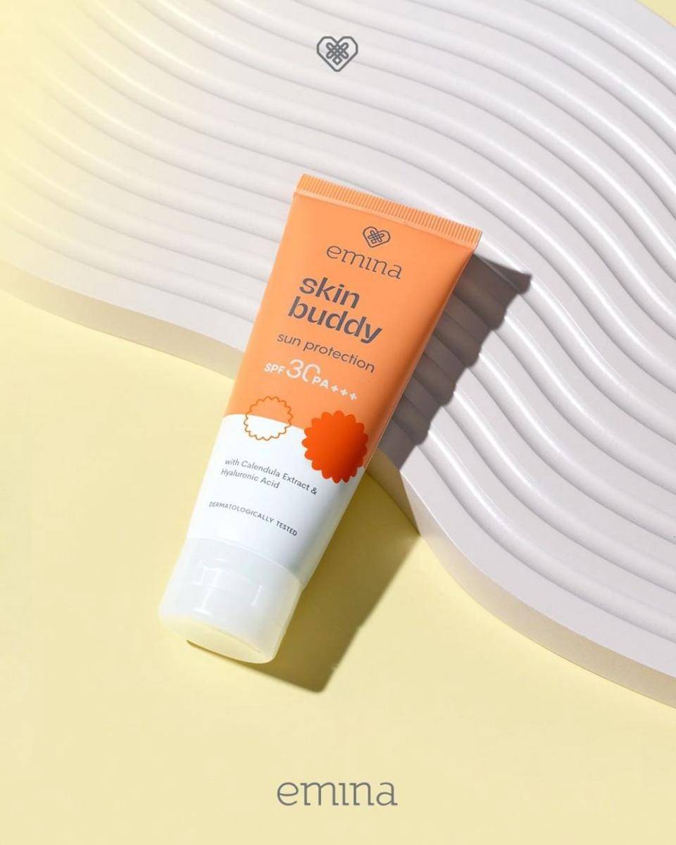 Emina Skin Buddy Sun Protection SPF 30 PA+++ (instagram.com/eminacosmetics)
