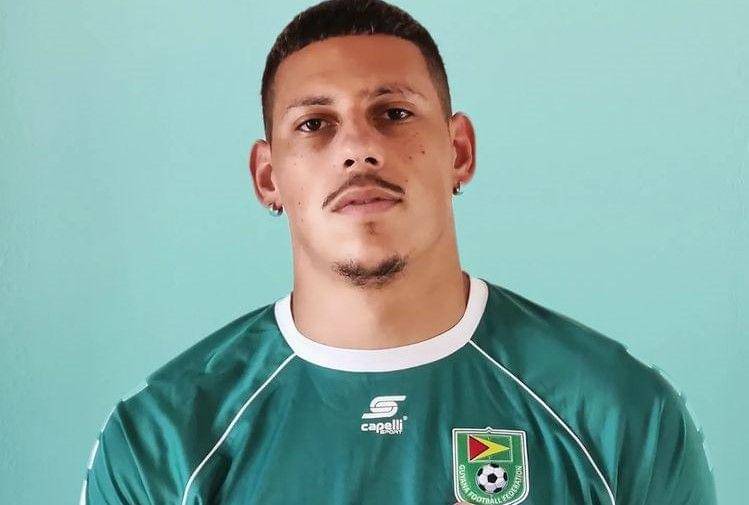 Matthew Briggs (instagram.com/matthewbriggs_12)