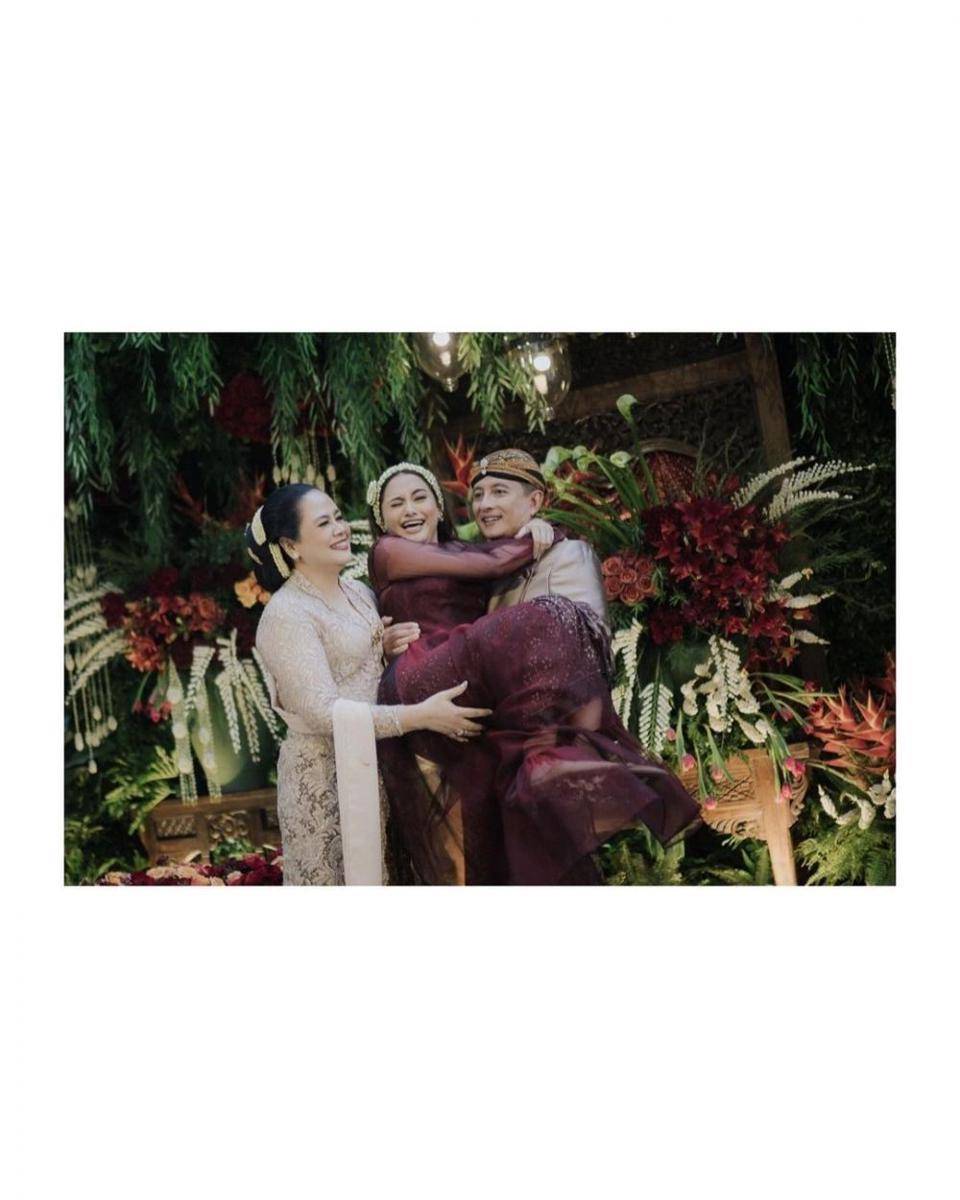 dekorasi acara siraman Amanda Khairunnisa (instagram.com/caliaphoto)