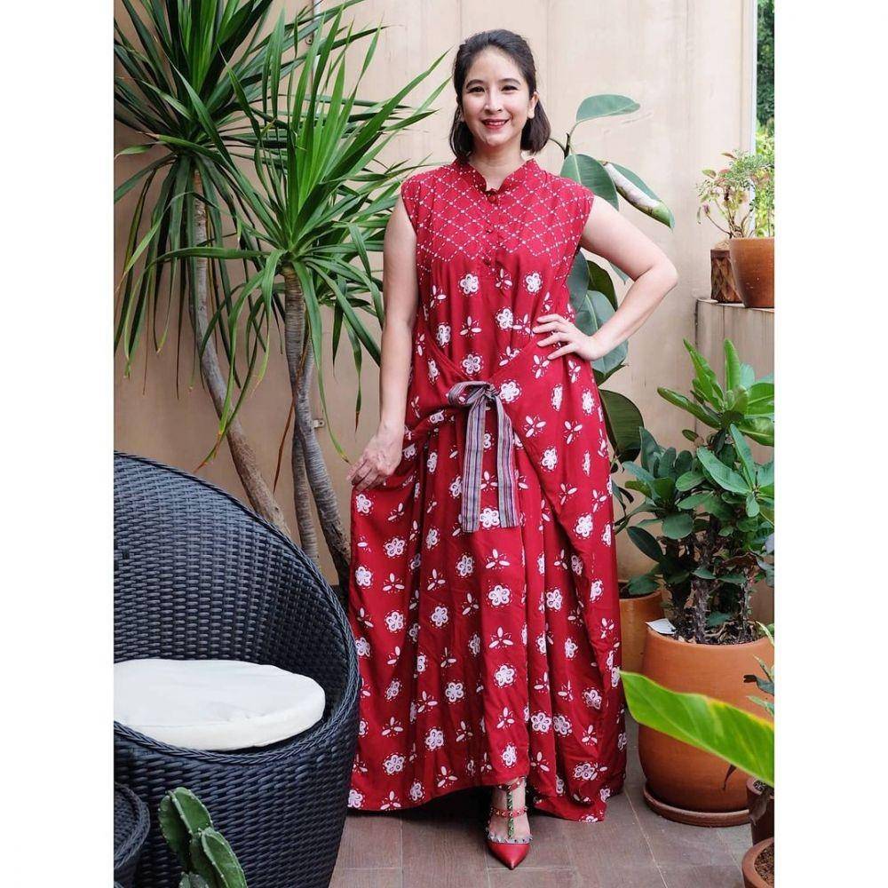 Koleksi dress Novita Angie (instragram.com/novitaangie)