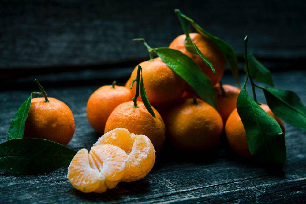 ilustrasi buah jeruk (unsplash.com/Jonathan Pielmayer)