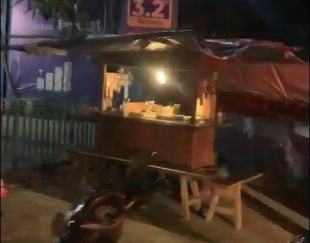 Angkringan milik korban di Jalan Bantul. (Twitter.com/merapi_uncover)