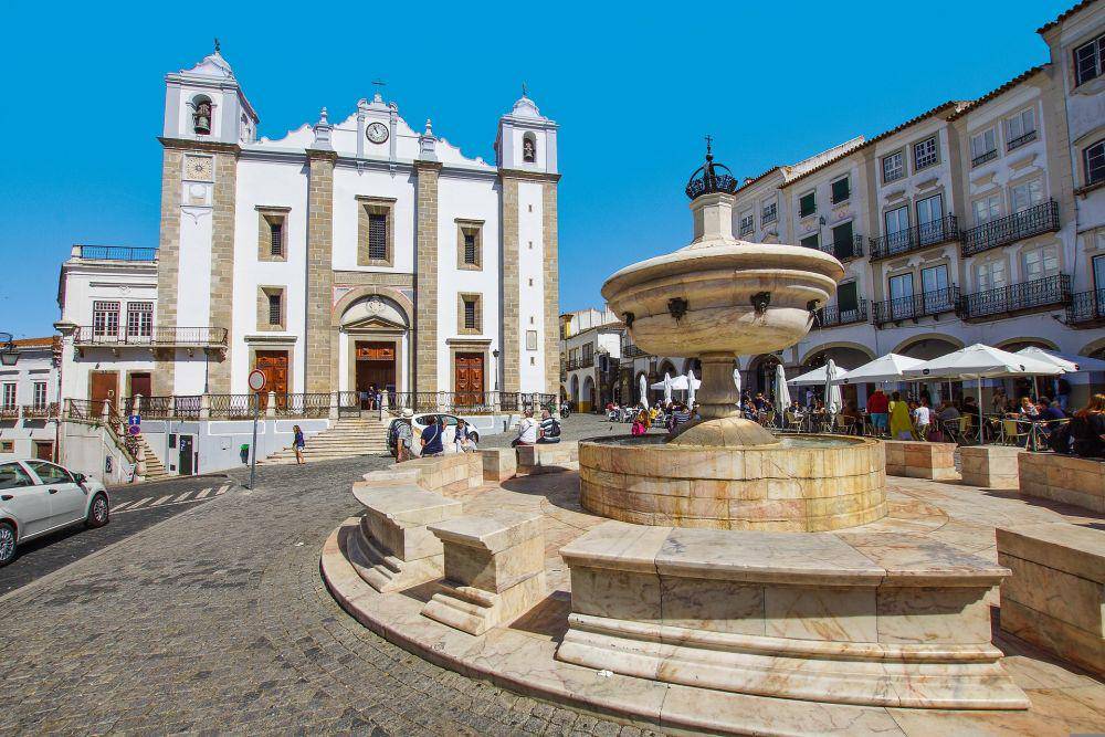 Praça do Giraldo Portugal (pixabay.com/Frank Nürnberger)