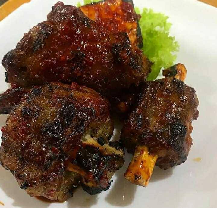 Sop Buntut Ibu Henny (instagram.com/sopbuntuthenny)