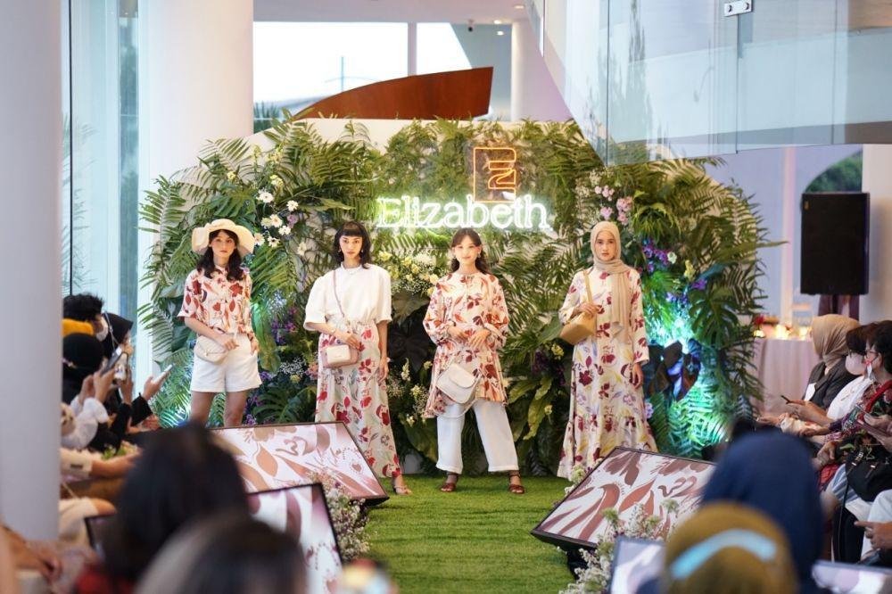 HUT ke-60, Elizabeth Pamerkan Koleksi Terbaru di Bloom In September