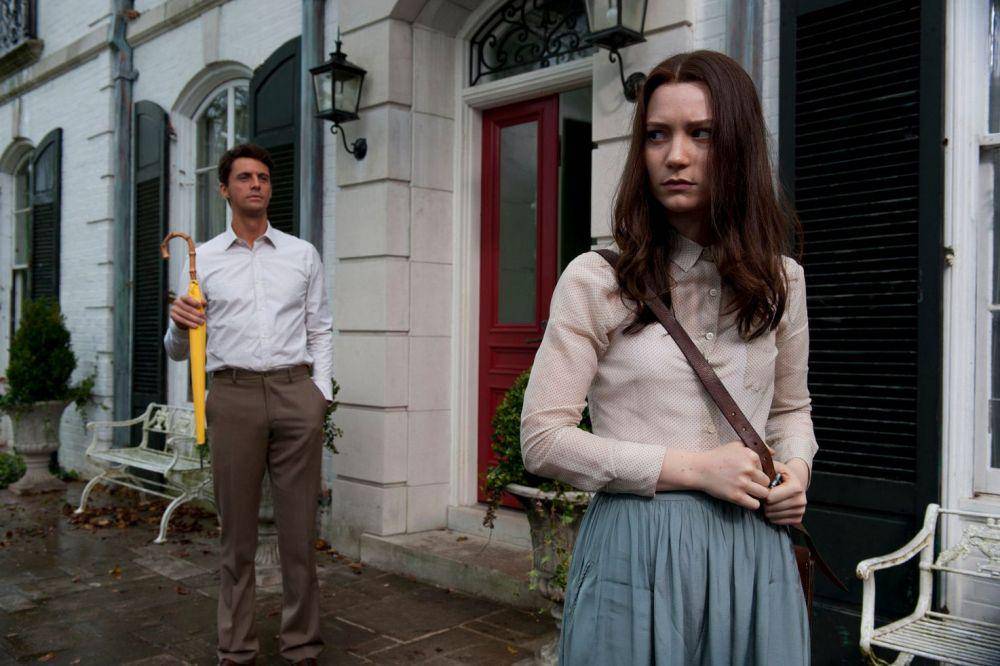 Matthew Goode dan Mia Wasikowska dalam film Stoker (dok. Scott Free Productions/Stoker)