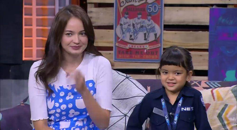 kebersamaan Enzy Storia dan Mazaya (dok. youtube.com/TonightShowNet)