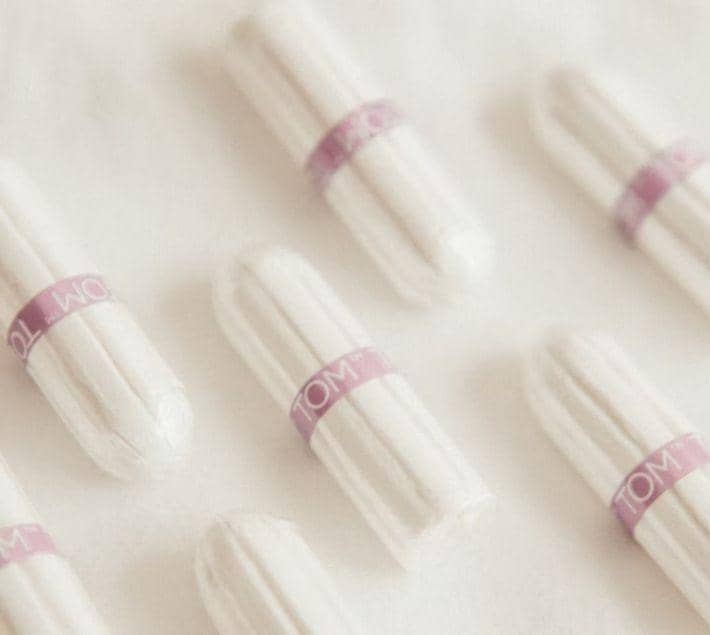 ilustrasi pembalut (unsplash.com/Maddi Bazzocco)