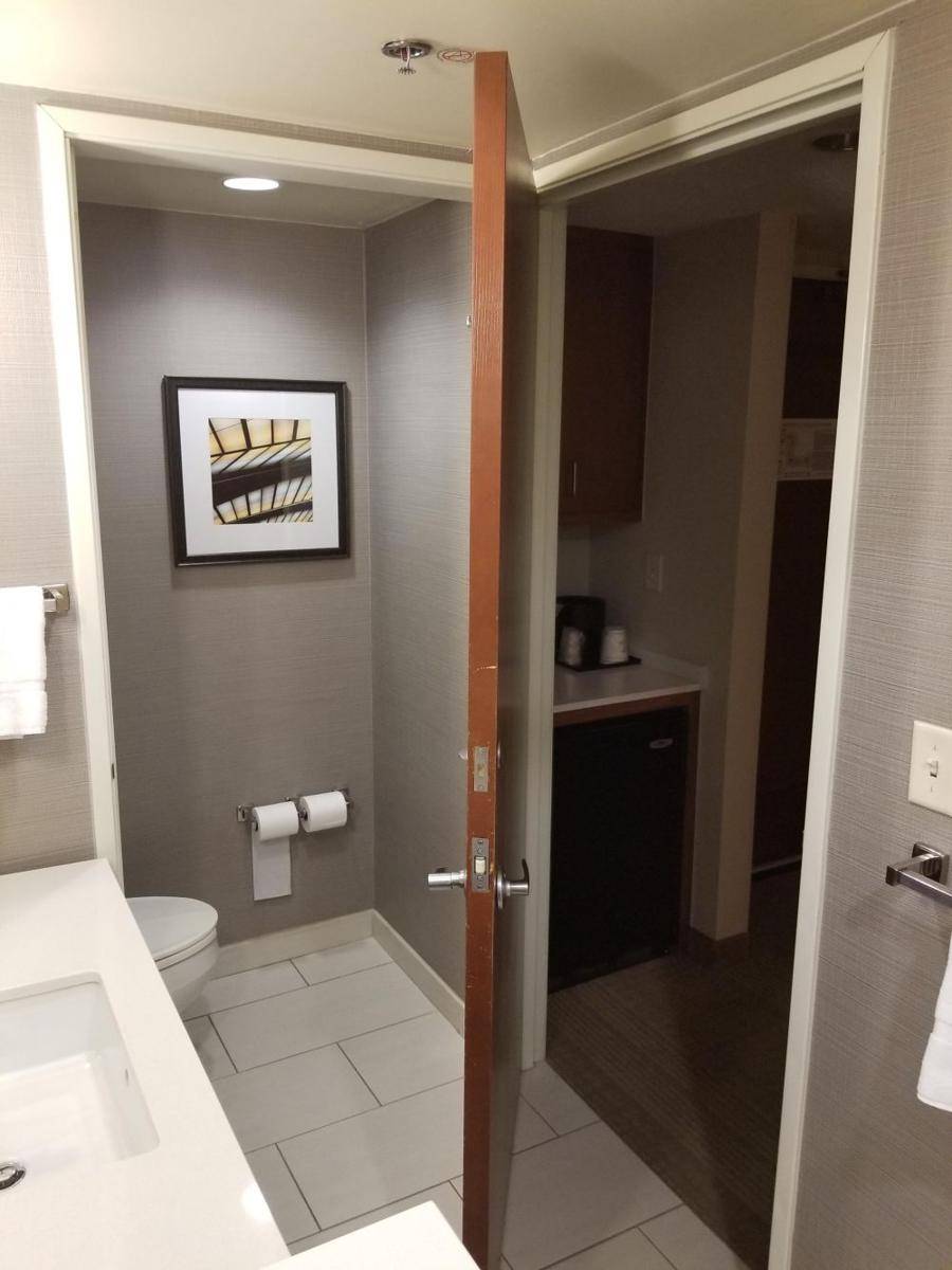 potret keunikan di hotel (reddit.com/user/Jave85)