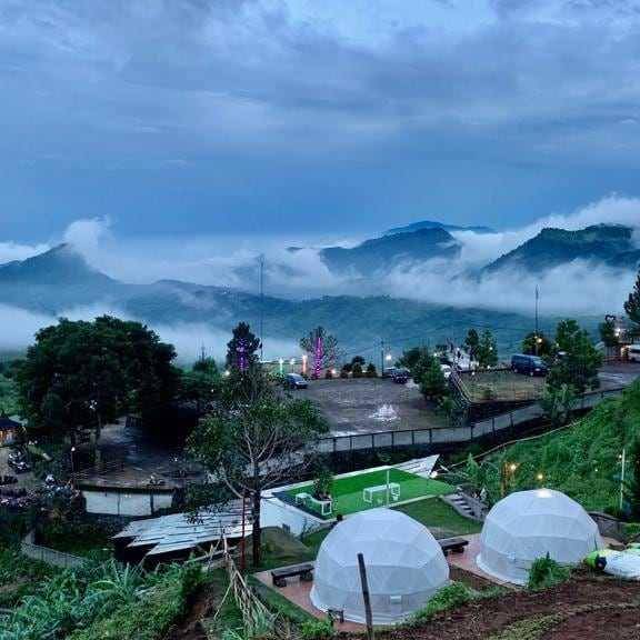Glamping Puncak (instagram.com/nirvanavalleyresort)