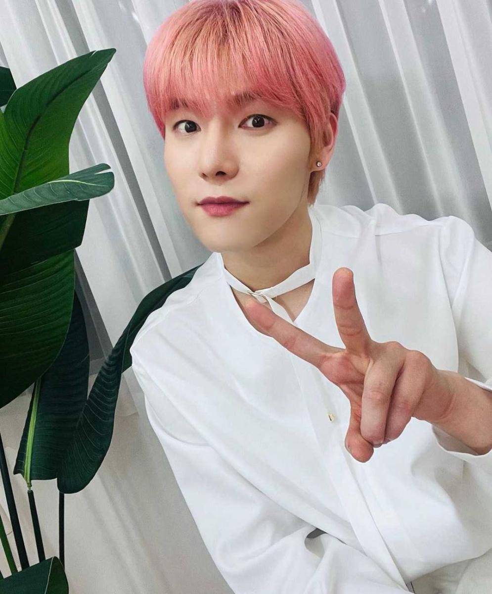 Yonghoon ONEWE (instagram.com/official_onewe)