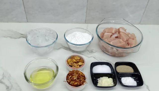 gambar bahan-bahan untuk membuat bakso ayam (youtube.com/CR COOK)