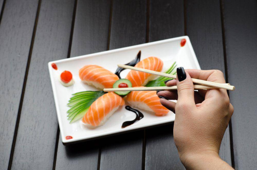 ilustrasi makan (Pexels,com/Isabella Mendes)