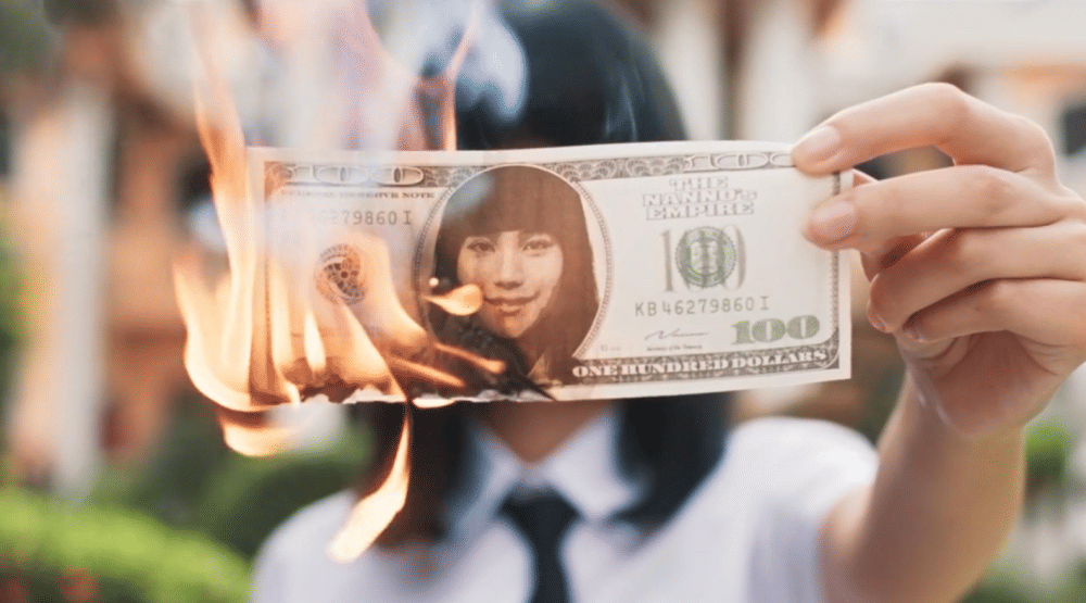 dok. GMM Studios/ Girl from Nowhere