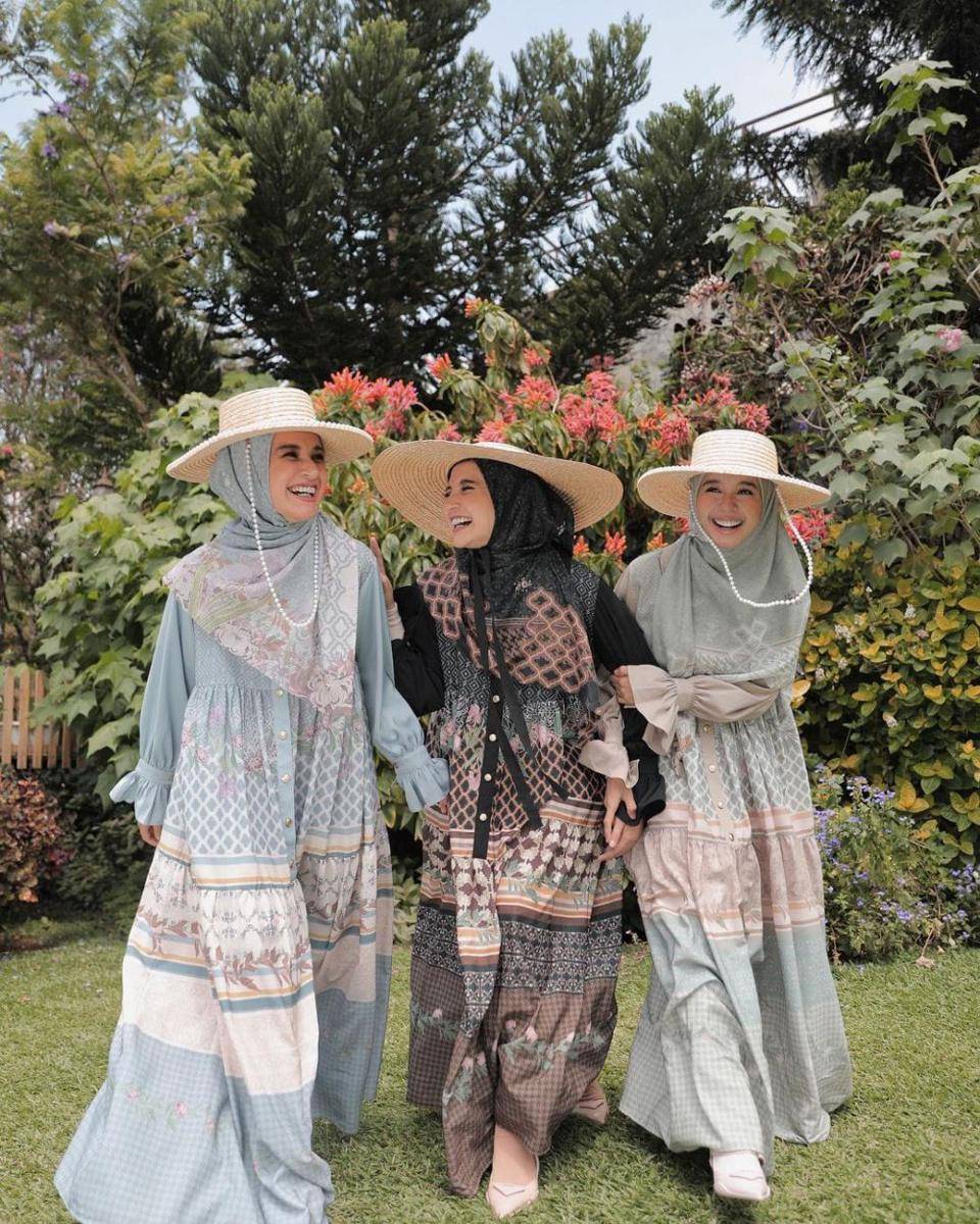 Laudya Cynthia Bella, Zaskia Sungkar, dan Shireen Sungkar (instagram.com/laudyacynthiabella)