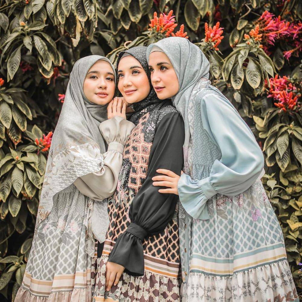 Laudya Cynthia Bella, Zaskia Sungkar, dan Shireen Sungkar (instagram.com/shireensungkar)