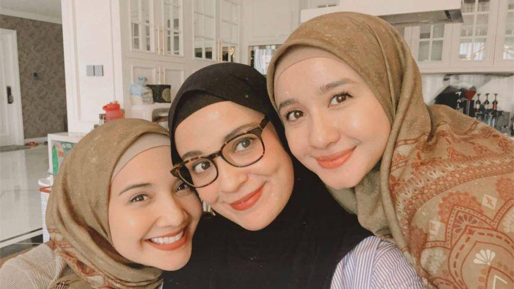Laudya Cynthia Bella, Zaskia Sungkar, dan Shireen Sungkar (instagram.com/shireensungkar)