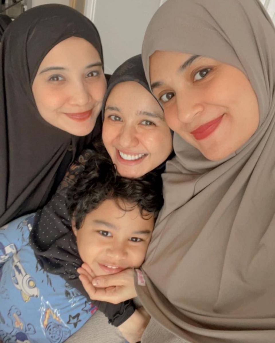 Laudya Cynthia Bella, Zaskia Sungkar, dan Shireen Sungkar (instagram.com/shireensungkar)