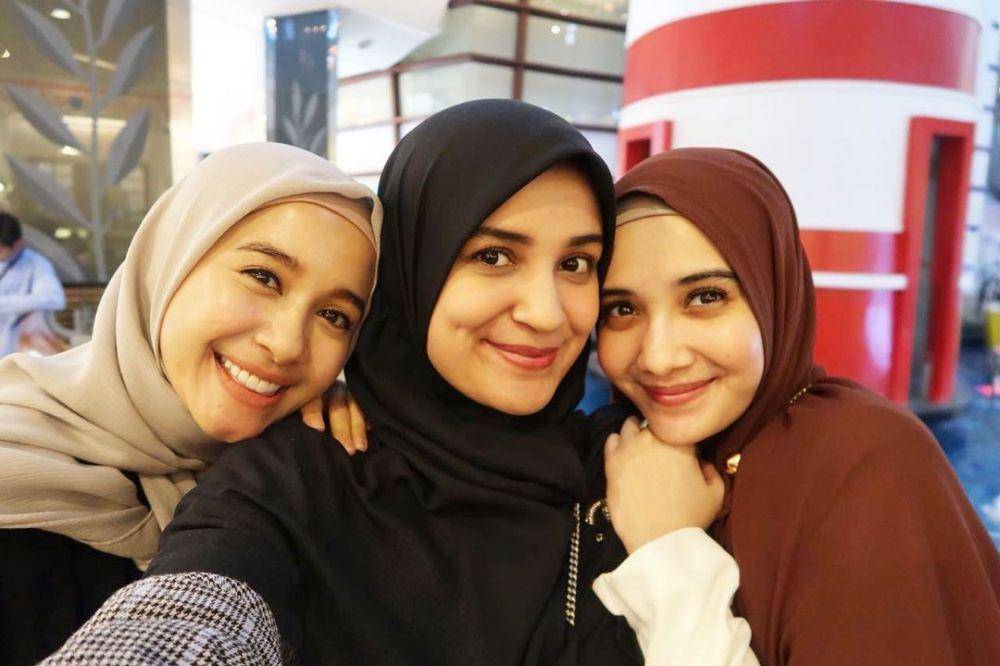 Laudya Cynthia Bella, Zaskia Sungkar, dan Shireen Sungkar (instagram.com/shireensungkar)