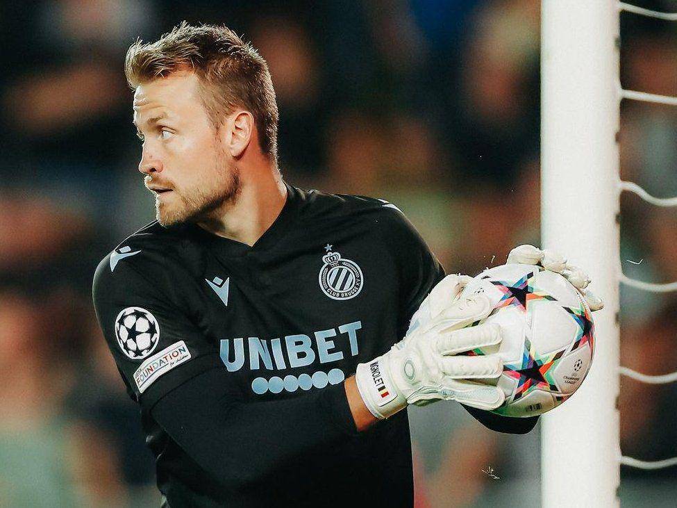 Simon Mignolet (instagram.com/22mignolet22)